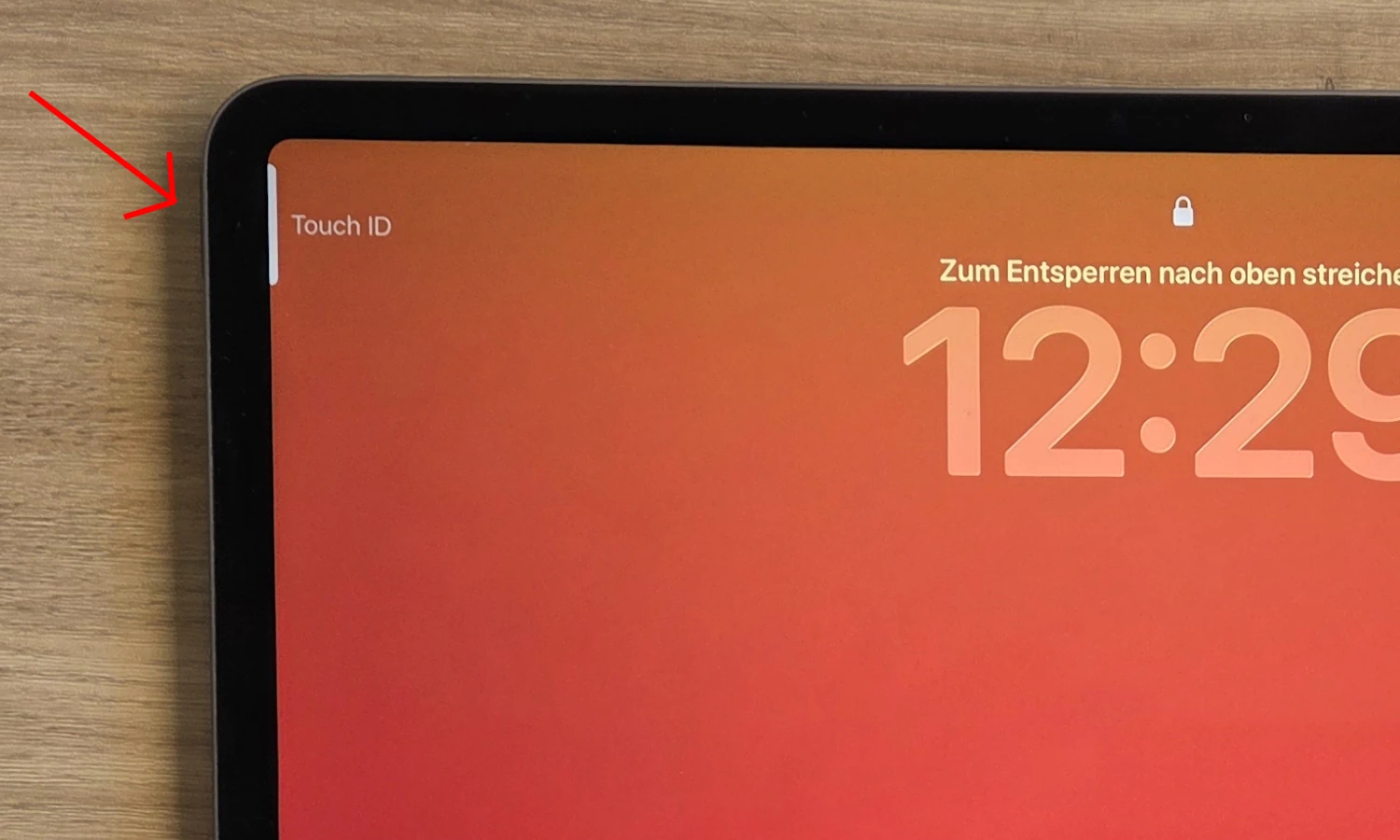 Das iPad Air M4 hat Touch ID in seinen Power-Button integriert. Damit funktioniert das Entsperren des iPads genauso komfortabel und zuverlässig wie Face ID